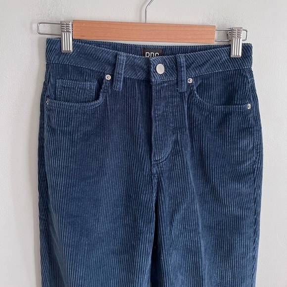 Urban Outfitters BDG Blue High Waist Corduroy Mom Jeans - Picture 7 of 10